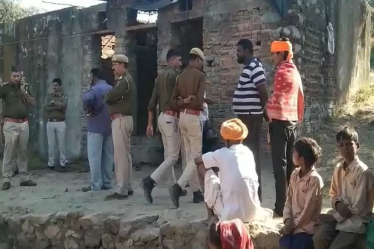 उदयपुर जिले में एक ही परिवार के छह लोगों की संदिग्ध अवस्था में मौत,चार बच्चों सहित पति-पत्नी का शव देखकर दहल गया दिल