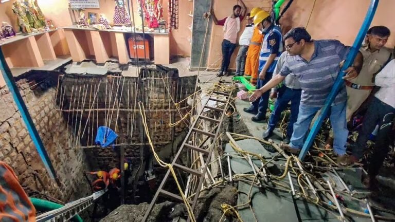 Indore Temple Accident Update: इंदौर के मंदिर हादसे में अब तक 35 मौतें, रेस्क्यू ऑपरेशन जारी