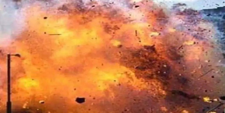 Breaking News: तमिलनाडु के विरुधुनगर में पटाखा निर्माण फैक्ट्री में धमाका !