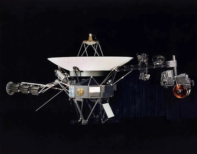 नासा द्वारा 1977 में भेजा गया वॉयेजर 2 यान से मिले संकेत, सौर मंडल के बाहर कर रहा है काम !