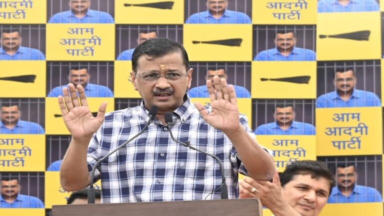 केजरीवाल ने भागवत से पूछे पांच तीखे सवाल, बेईमानी से सत्ता हासिल करने पर उठाए सवाल