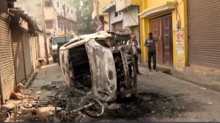 Sambhal Violence: सर्वे टीम की एंट्री से जामा मस्जिद के बाहर बवाल, 5 घंटे तक अशांति, 5 लोगों की मौत
