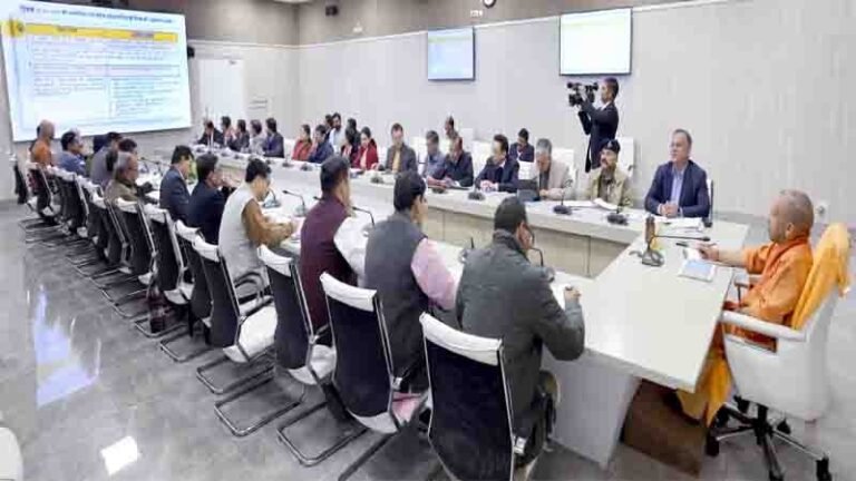 Lucknow: सीएम योगी का सड़क सुरक्षा को लेकर बड़ा फैसला, बार-बार चालान होने पर निरस्त होगा लाइसेंस!