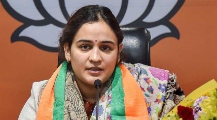 ममता बनर्जी के योगी पर बयान पर भड़कीं अपर्णा यादव, कहा- “बूढ़ी हो गई हैं, इसलिए कर रही हैं ऐसी बातें”