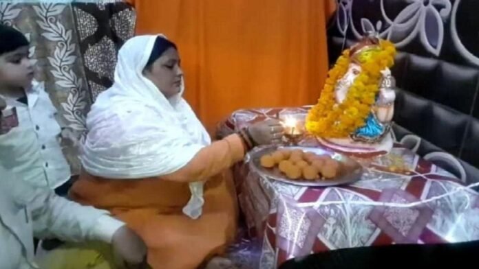भाजपा की इस मुस्लिम नेत्री के घर में स्थापित है गणेश जी की प्रतिमा,भगवान श्रीराम को बताया पैगम्बर