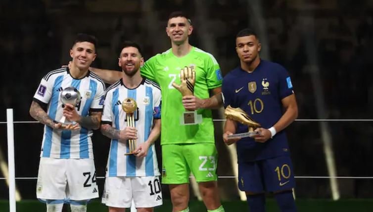 फीफा वर्ल्ड कप: अर्जेंटीना ने मैच तो फ्रांस  के एम्बाप्पे ने जीता दिल, 8 गोल दागकर गोल्डन बूट पर किया कब्जा
