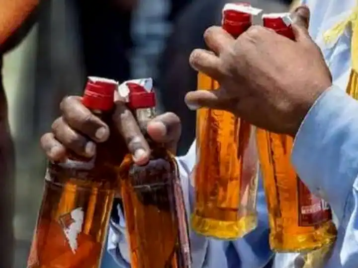 बिहार जहरीली शराबकांड का मास्टरमाइंड गिरफ्तार, दिल्ली पुलिस ने दबोचा !