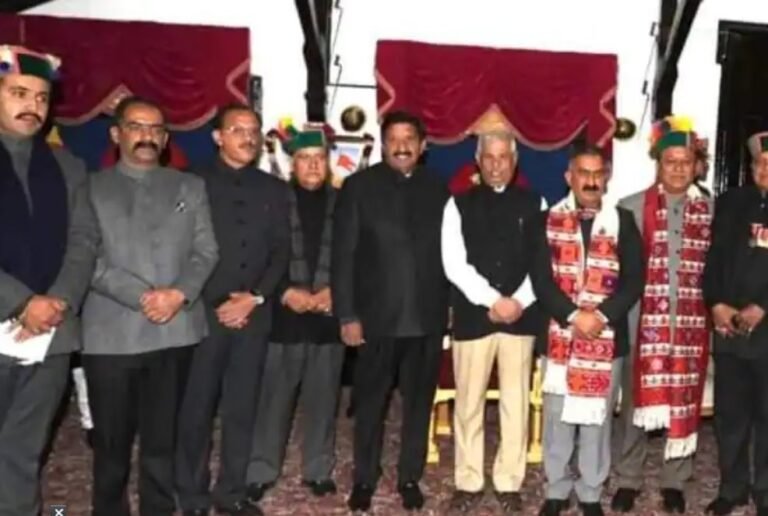 हिमाचल प्रदेश: नई कैबिनेट का गठन, विक्रमादित्य सिंह समेत इन सात विधायकों ने ली शपथ