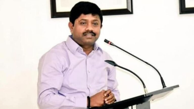 योगी के मंत्री नंद गोपाल नंदी को एक साल की सजा, जानिए क्या है मामला !