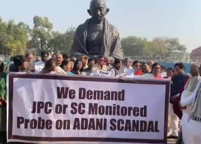  अडानी मामले को लेकर विपक्ष का जोरदार हंगामा, लोकसभा-राज्यसभा की कार्यवाही दो बजे तक स्थगित