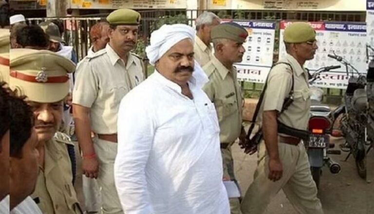 अतीक के नौकर ने किए कई बड़े खुलासे, ‘उमेश की हत्या के लिए हमने शूटरों को रवाना किया…’