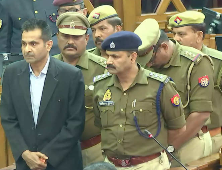 ऐतिहासिक: यूपी विधानसभा में 58 साल बाद लगी अदालत, 6 पुलिसकर्मियों को मिली सजा, जानें क्या है मामला