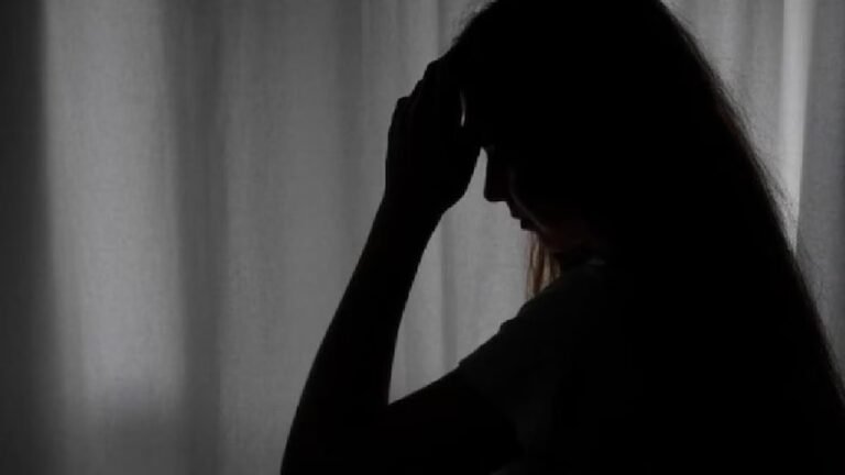 पानीपत: “I Quit, I am sorry मम्मी-पापा” ये लिखकर इंजीनियरिंग की छात्रा ने की आत्महत्या !