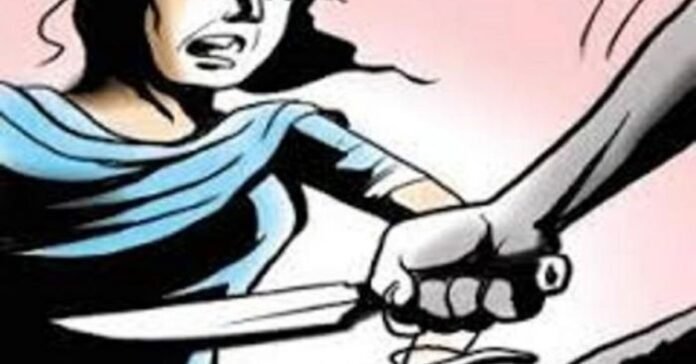 Breaking News: डकैती का विरोध करने पर महिला पत्रकार को मारा चाकू !