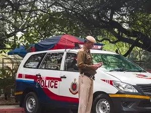 Delhi Crime News: नशे की लत ने बनाया इंजीनियर से चोर,   काफी मशक्कत से पुलिस ने दबोच  !