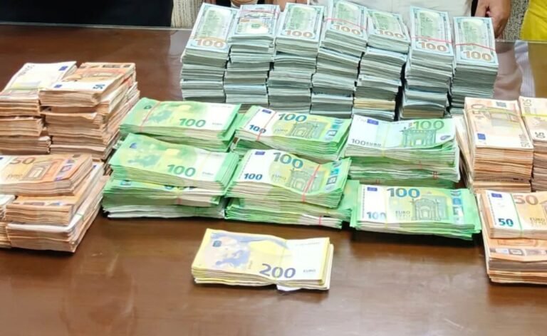 दिल्ली एयरपोर्ट पर सबसे बड़ी तस्करी का हुआ भंडाफोड़ !