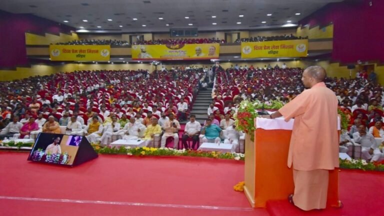 पिछली सरकार औरंगजेब की याद में मुगल म्यूजियम बना रही थी: सीएम योगी  !