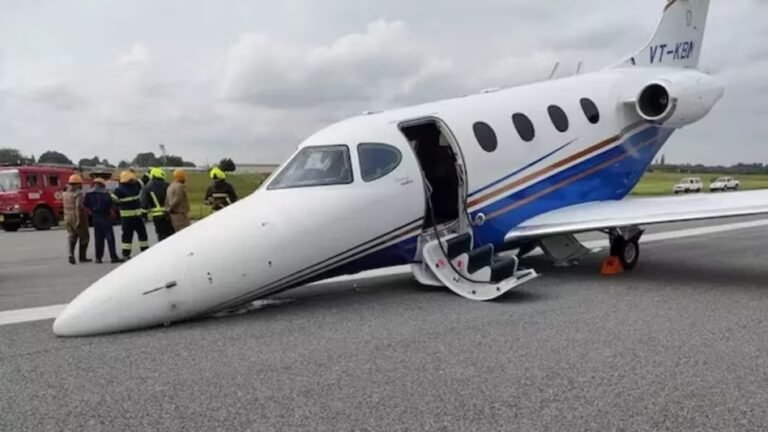 बेंगलुरु में टली विमान दुर्घटना, विमान के कॉकपिट का हिस्सा रनवे से टकराया