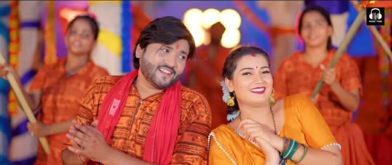 छोटे बाबा ने तोशी द्विवेदी से कहा ‘कजरी गावत चला’, वीडियो हुआ वायरल