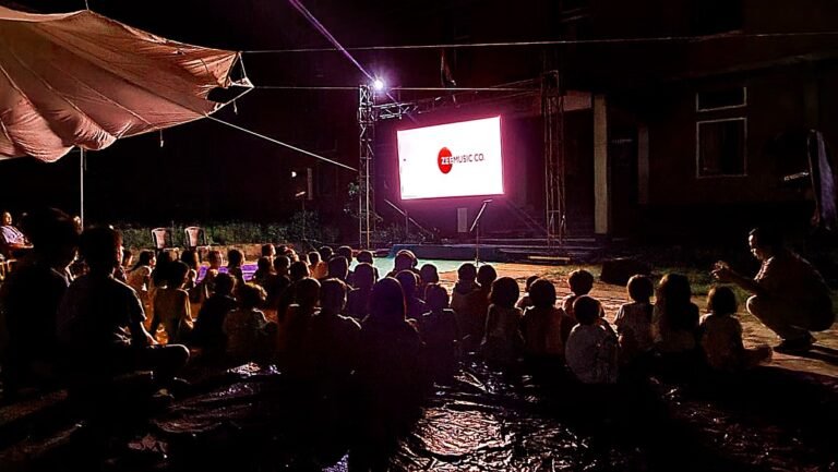 दो दशक बाद पहली बार मणिपुर में दिखाई गई हिंदी फिल्म..!!