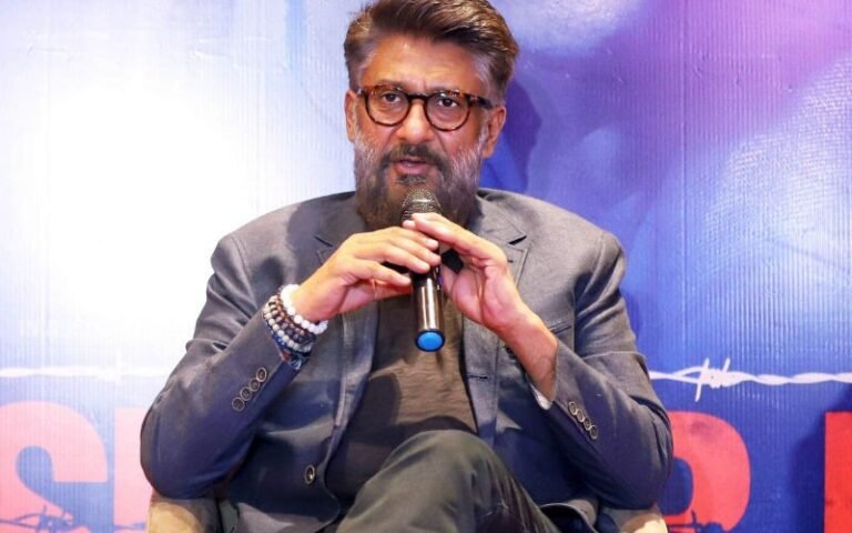 Vivek Agnihotri के निशाने पर बॉलीवुड स्टार्स, पोछा- भारतीय सिनेमा इतना मुर्ख क्यों हैं ?