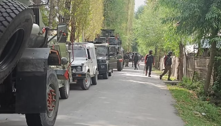 अनंतनाग एनकाउंटर: आतंकियों से मुठभेड़ में एक और जवान की मौत, ड्रोन से तलाशी जारी