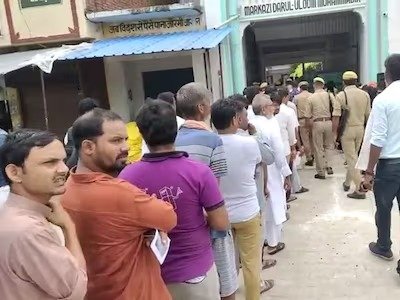 बीजेपी के दारा सिंह और सपा प्रत्याशी सुधाकर सिंह में टक्कर , मुस्लिम-यादव वोटर्स के साथ हुआ खेल !