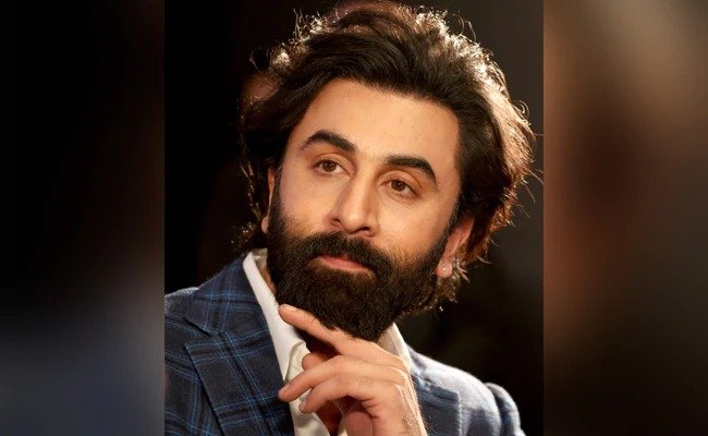 एक्टर रणबीर कपूर को ED का समन, क‍िस मामले में क‍िया तलब, जानें