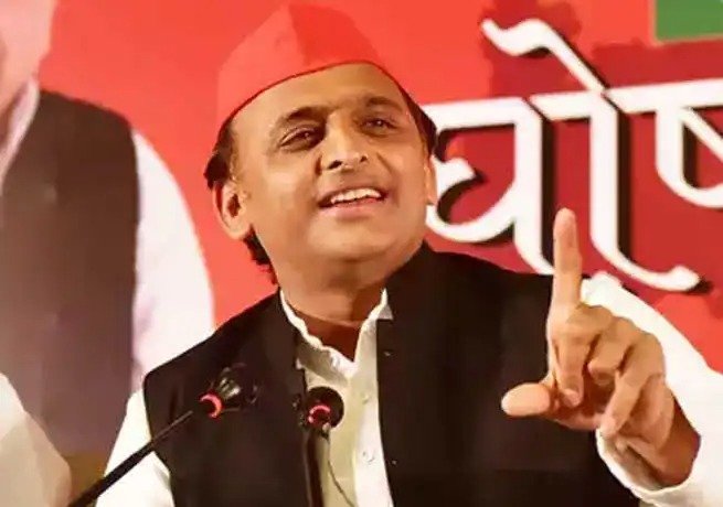 सपा लोकसभा की इन 15 सीटों पर नवरात्रि से पहले ही क्यों उतारना चाहती अपने उम्मीदवार ?