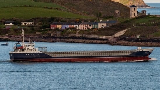 British Ship उत्तरी सागर में डूबा, तीन शव बरामद, सर्च ऑपरेशन जारी !