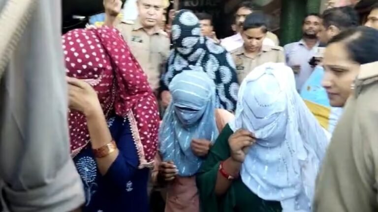 कानपुर में एक सप्ताह में दूसरी बार सेक्स रैकेट का भंडाफोड़ !