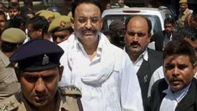 मुख्तार अंसारी को बड़ा झटका: 10 साल की सजा, पांच लाख का जुर्माना।