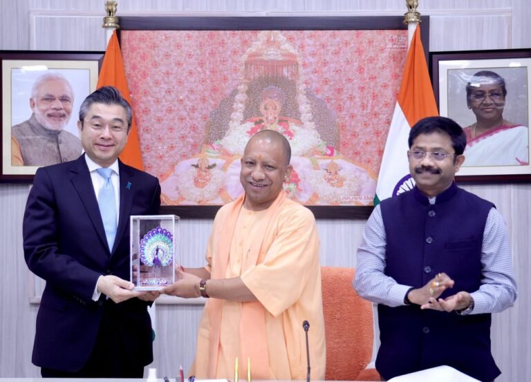 पीएम मोदी और शिंजो आबे के प्रगाढ़ संबंधों ने भारत-जापान के प्राचीन संबंधों को और मजबूती दी: मुख्यमंत्री