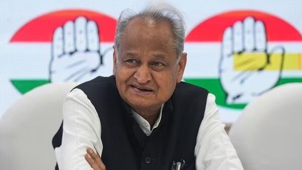 PM बस 2025 तक के मेहमान है, बीजेपी पर भड़के अशोक गहलोत !