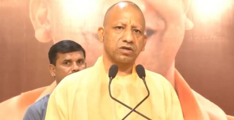 देश की हर समस्या का नाम है कांग्रेस, इसकी सोच तालिबानी : योगी आदित्यनाथ