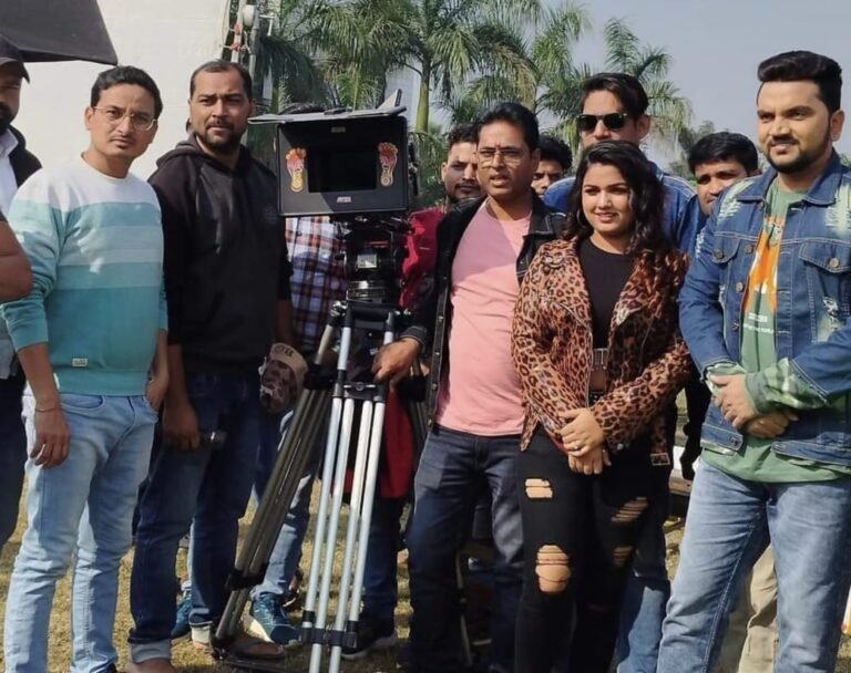 निर्माता महेश सिंह के भोजपुरी फिल्म” डी जे बाबू” में नजर आएंगी गुंजन सिंह के साथ मनीषा यादव, शूटिंग हुआ शुरू