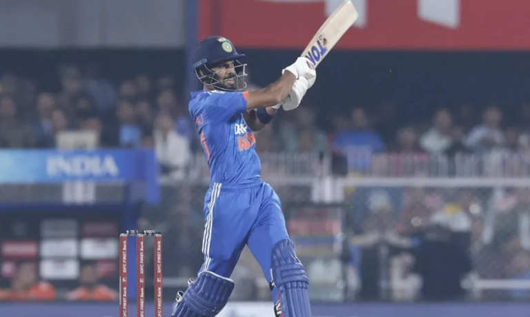 रुतुराज गायकवाड़ ने टी20 क्रिकेट में तोड़ डाले सारे रिकॉर्ड, रच दिया नया इतिहास