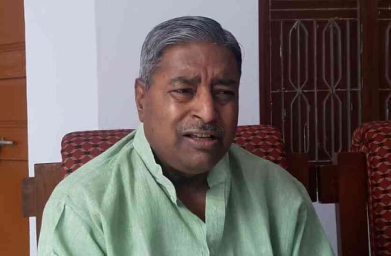 राम मंदिर: आंदोलन के बड़े चेहरे विनय कटियार को अब तक न्योता नहीं, आखिर ऐसा क्यों हो रहा है