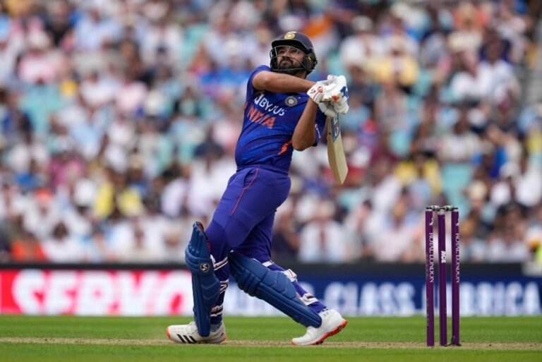 Rohit Sharma:’सिक्सर किंग’ बने रोहित शर्मा! इस साल जड़े रिकॉर्ड छक्के; 10 सालों में 7वीं बार किया कारनामा