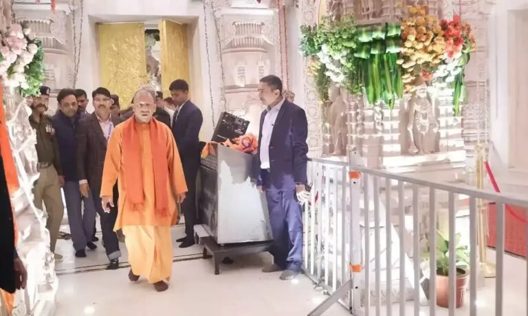 अयोध्या में उमड़ा जनसुमद्र, ग्राउंड जीरो पर उतरे मुख्यमंत्री योगी