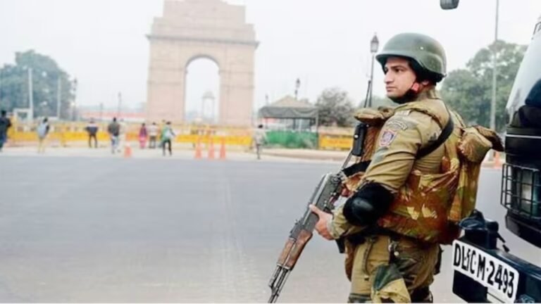 Republic Day 2024: दिल्ली में परिंदा भी नहीं मार पाएगा पर, हुए सुरक्षा के कड़े इंतजाम !
