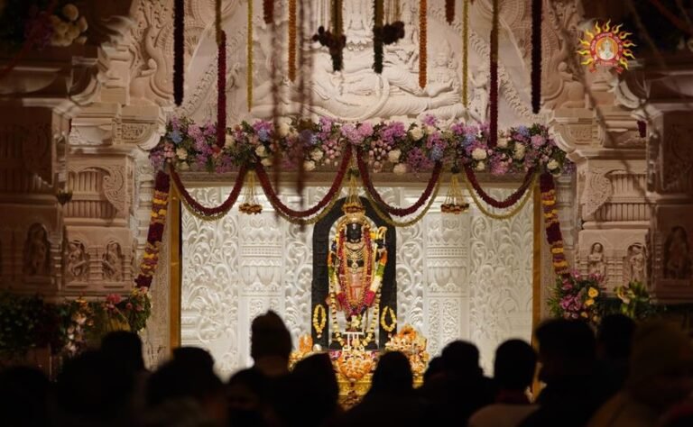 15 दिन में रामलला को 15 करोड़ का चढ़ावा; रामभक्तों ने खोल दिया खजाना