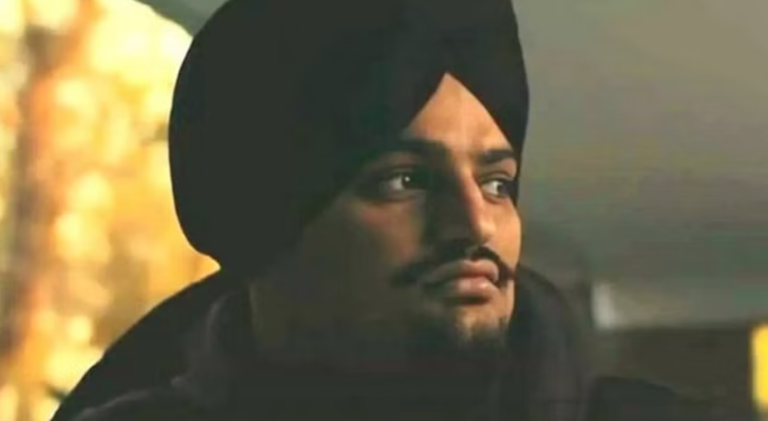 मूसेवाला हत्याकांड में बहुत बड़ा खुलासा: पुलिस वाला बनकर गायक की हत्या करना चाहते थे आरोपी