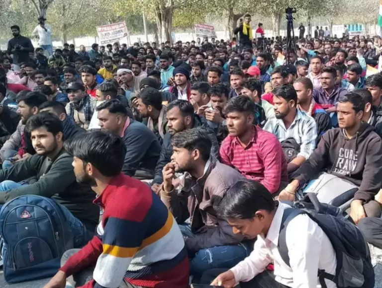 यूपी पुलिस भर्ती परीक्षा रद्द, 6 महीने के भीतर होगा दोबारा एग्‍जाम,  सीएम योगी का ऐलान- दोषी बख्‍शे नहीं जाएंगे