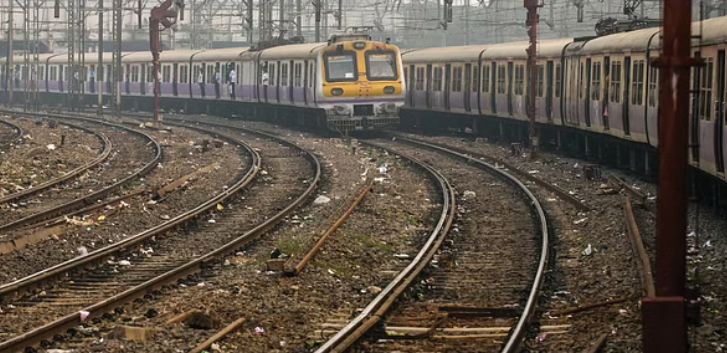 अब एआई रोबोट रखेगा रेलवे ट्रैक पर नजर, हादसे से पहले मिलेगा अलर्ट