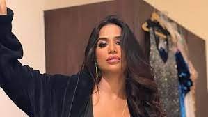 Poonam Pandey News: एक्ट्रेस पूनम पांडे के निधन की खबर झूठी, वीडियो शेयर कर खुद दी जानकारी !