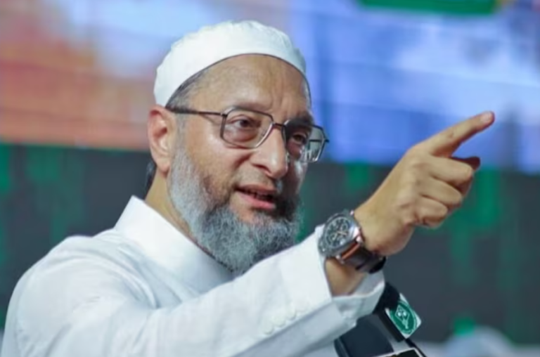 आप लोग कागज निकाल लीजिए, CAA पर इस तरह गरजे ओवैसी, मोदी सरकार को घेरा