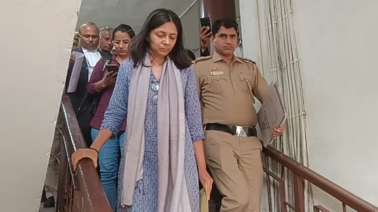 Swati Maliwal Assault Case: मुझे लात-घूसों से पीटा गया… स्वाति मालीवाल ,  वीडियो हुआ वायरल !