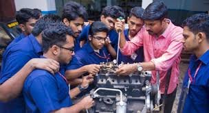 Job Market: आईआईटी में नौकरी का संकट ,छात्र सस्ती नौकरियां चुनने पर मजबूर !