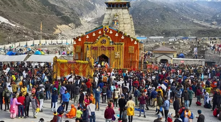 बाबा के दरबार में रिकॉर्ड हाजिरी: एक माह में 7.66 लाख श्रद्धालु पहुंचे केदारनाथ